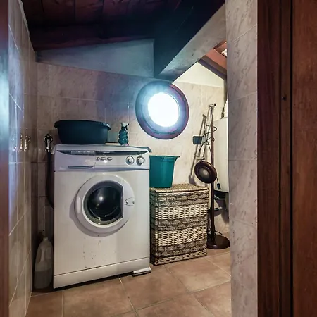 아파트 Lakeframe - By Myhomeincomo 블레비오