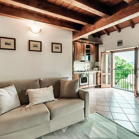 아파트 Lakeframe - By Myhomeincomo