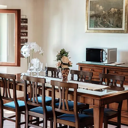 Lakeframe - By Myhomeincomo *