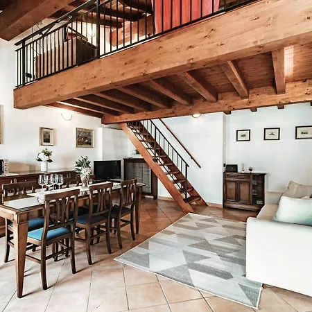 Lakeframe - By Myhomeincomo * بْليفيو