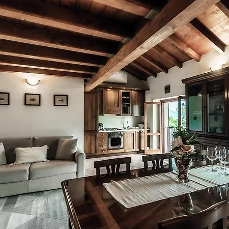 Lakeframe - By Myhomeincomo * بْليفيو