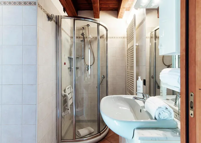 아파트 Lakeframe - By Myhomeincomo *