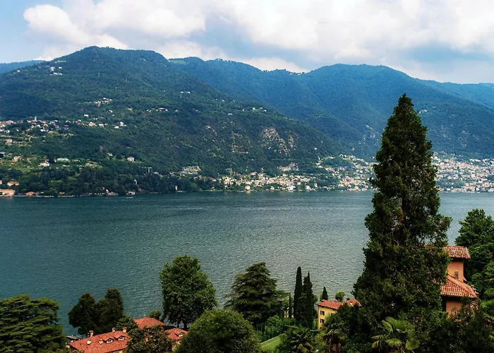 Lakeframe - By Myhomeincomo 아파트