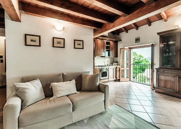 아파트 Lakeframe - By Myhomeincomo