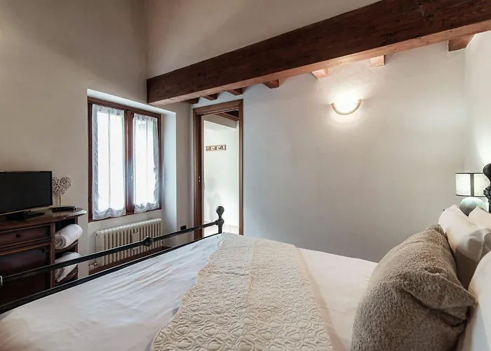 Διαμέρισμα Lakeframe - By Myhomeincomo