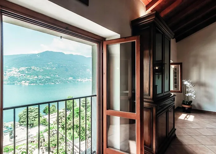 Lakeframe - By Myhomeincomo Διαμέρισμα Blevio