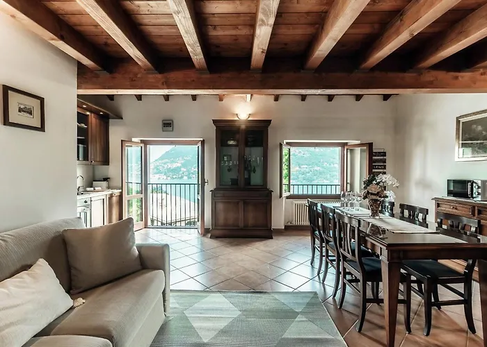 Lakeframe - By Myhomeincomo